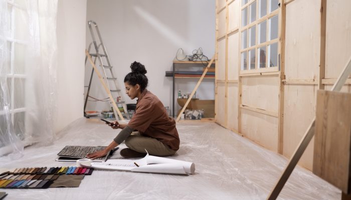 set-designer-work-indoors